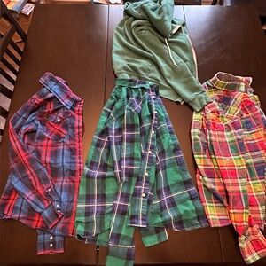 Bundle of Old Navy Men’s Plaid Shirts + Hoodie – All Size Small